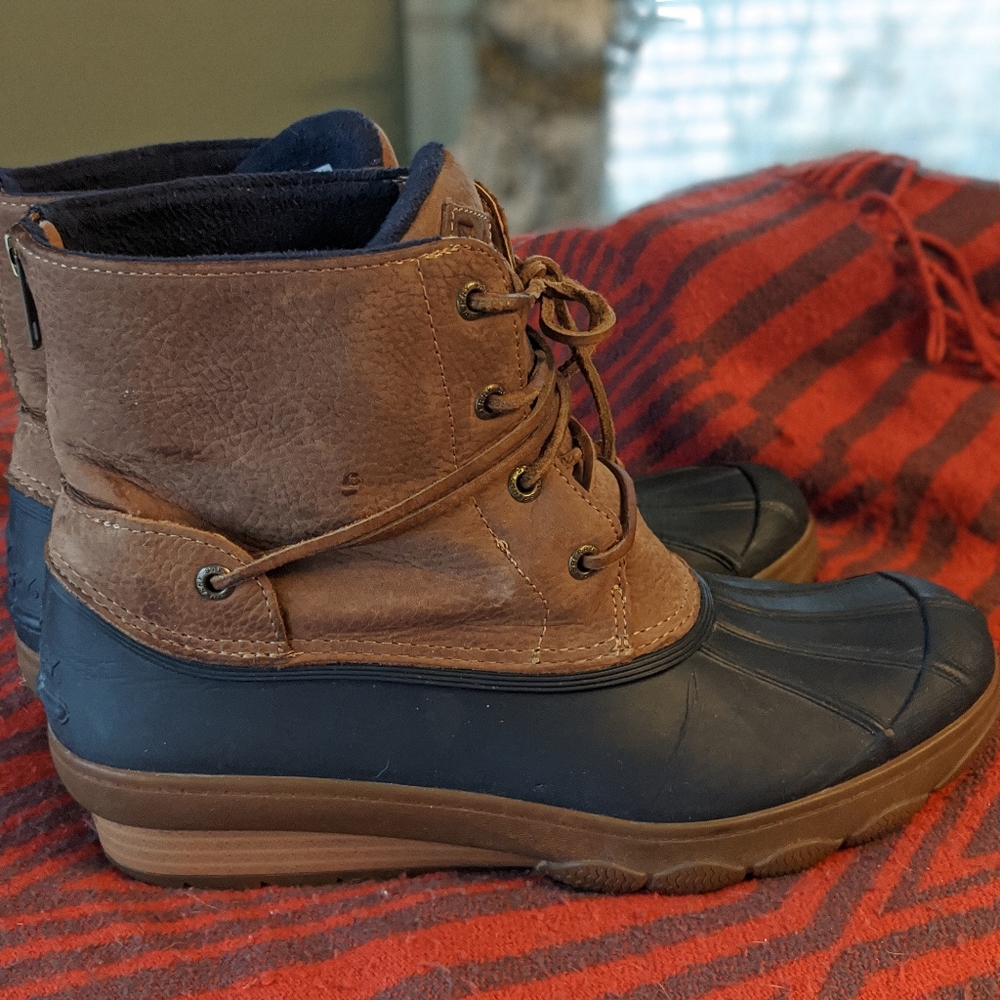 Sperry duck boots